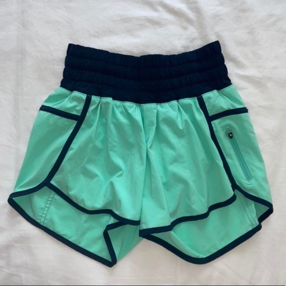 Blue and turquoise lululemon athletic shorts
